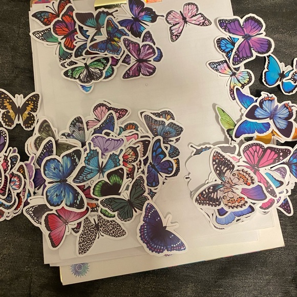 Pack of Butterfly stickers! Number varies 👁️👁️ details - Picture 7 of 8